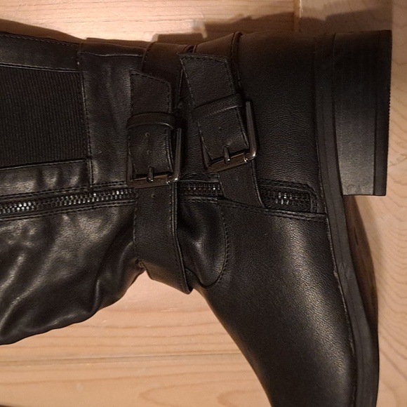 Torrid size 9W black double strap buckle side zip boot - Picture 3 of 9